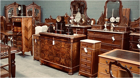 How to Mix Vintage & Modern Pieces Seamlessly